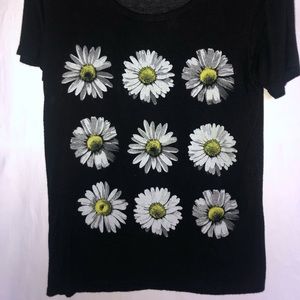 Daisy tee 🌼